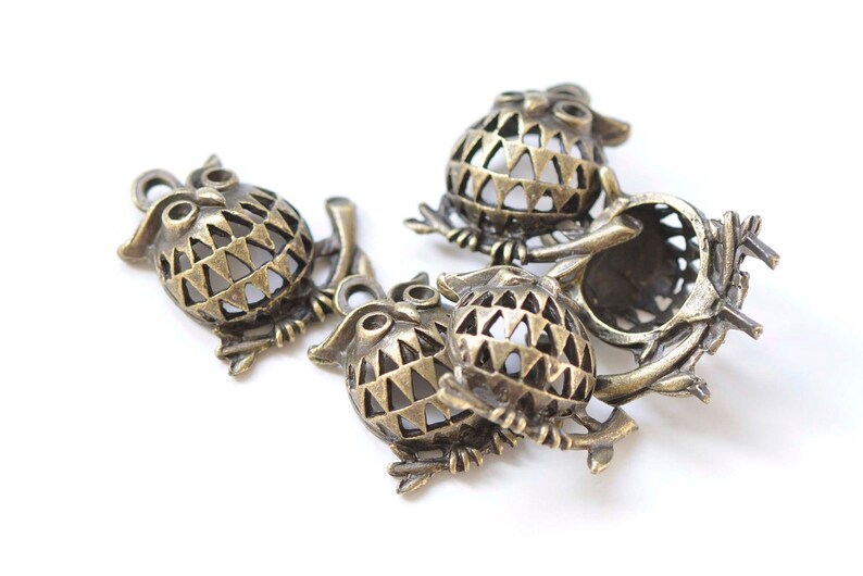 6 pcs Antique Bronze Filigree  Owl Pendants Charms 22x25mm A6197