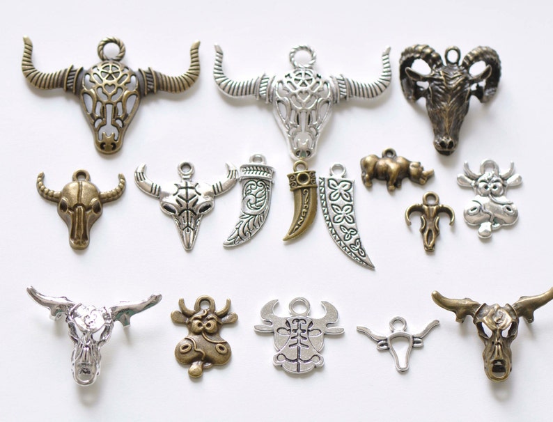 Antique Bronze/Silver Bull Head Charms Mixed Style