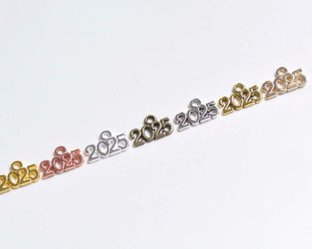 50 pcs New Year 2025 Charms Shiny Gold/Antique Silver/Antique Bronze