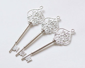 6 pcs of Antique Silver Large Key Pendants Charms 22x68mm